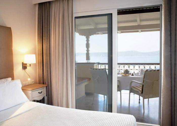 Karalis City Hotel