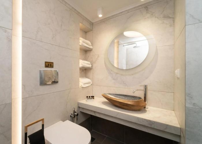 Karalis City Hotel