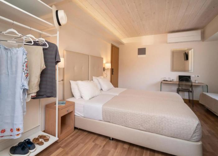 Karalis City Hotel