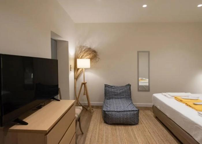 Pylosea Luxury Lodge