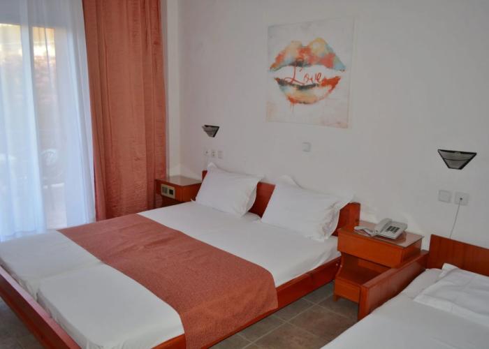 Victor-Eleni Hotel