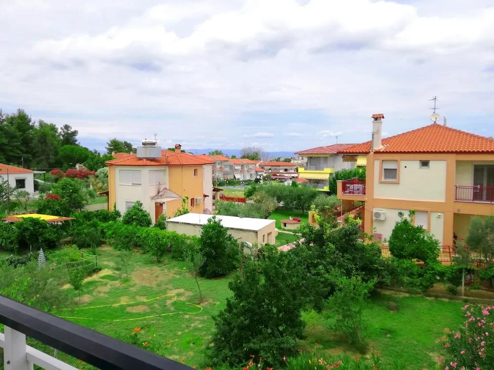 фото Hanioti Apartment