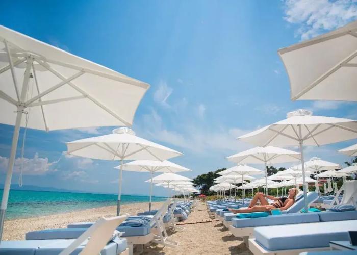 Laguna Resort