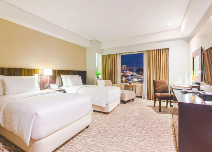 Acacia Hotel Manila