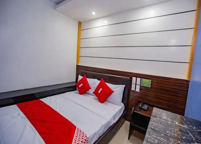 OYO 717 Ranchotel Bayanan