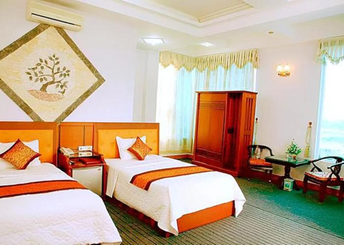 Van Giang Hotel