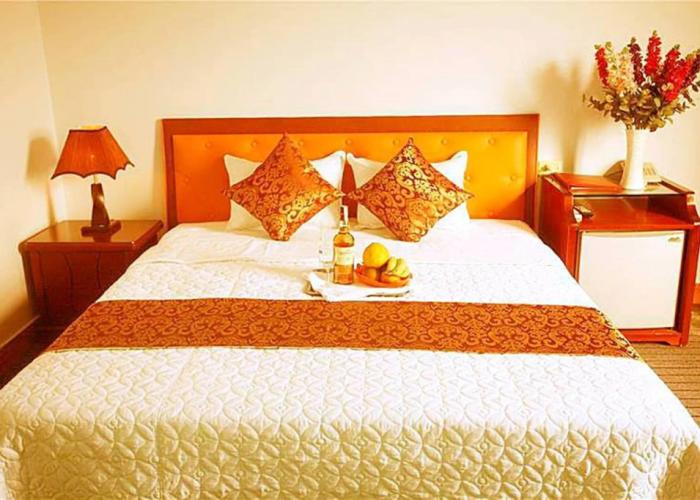 Van Giang Hotel