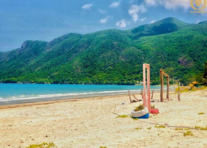 Tan Son Nhat Con Dao Resort