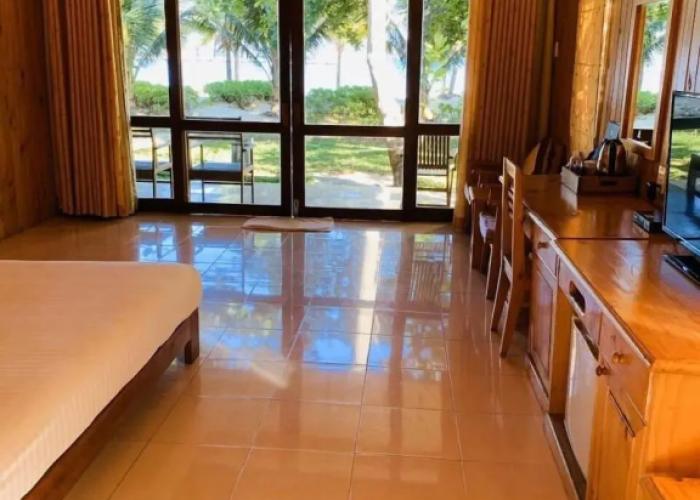 Tan Son Nhat Con Dao Resort