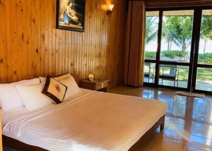 Tan Son Nhat Con Dao Resort