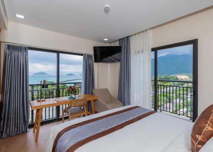 Marina Bay Con Dao Hotel