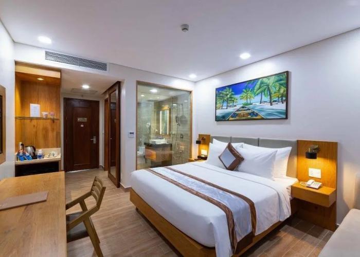 Marina Bay Con Dao Hotel