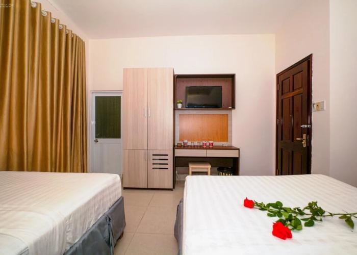 Ruby Hotel