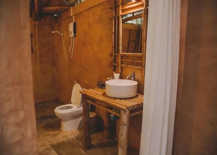 Hanchey Bamboo Resort
