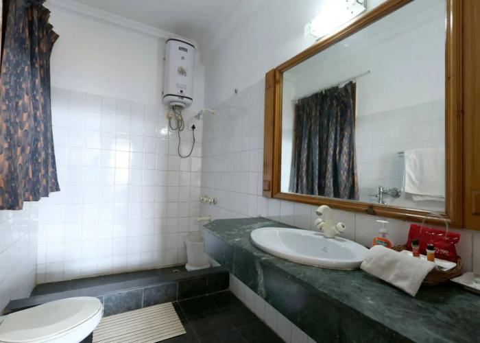 Hotel Chail Residency