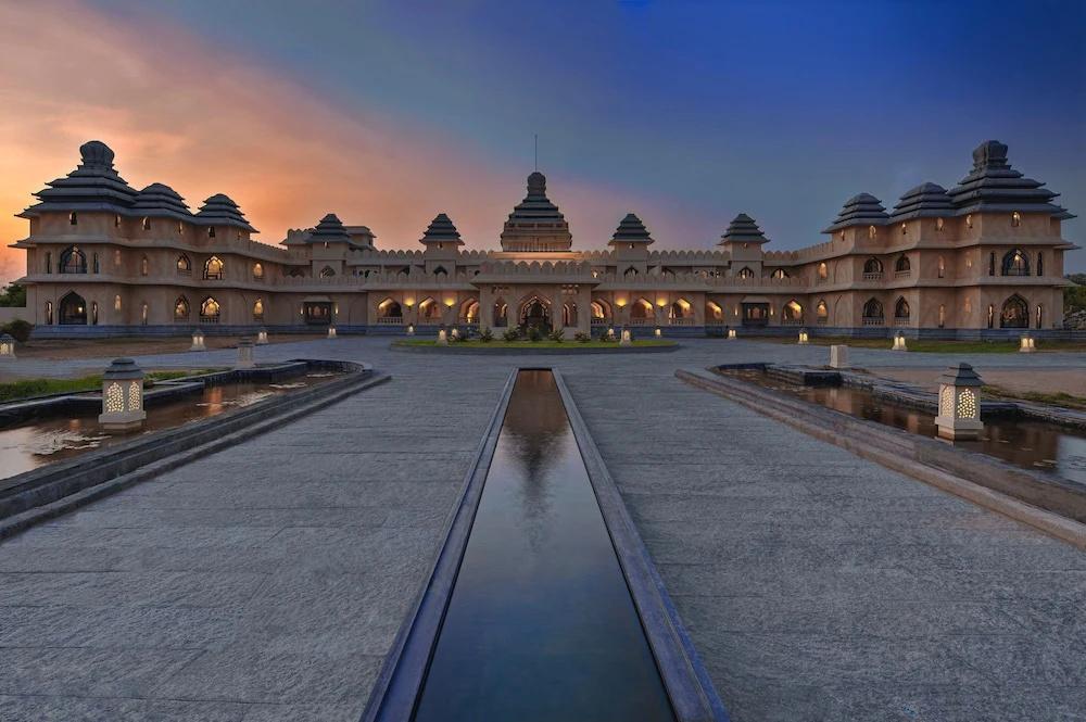 фото Evolve Back, Hampi