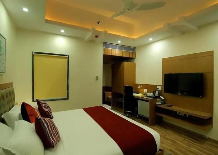 Hotel Hampi International