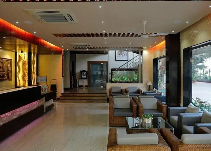 Hotel Hampi International