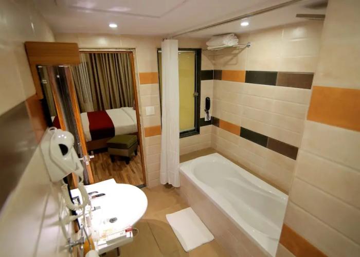 Hotel Hampi International