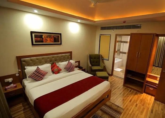Hotel Hampi International