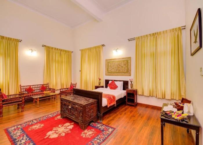 WelcomHeritage Shivavilas Palace