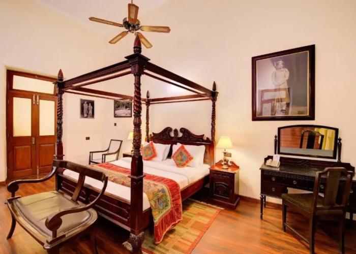 WelcomHeritage Shivavilas Palace