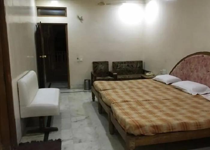 Iroomz Shanbhag Towers International
