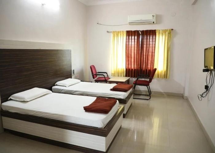 Hotel Parth Residency