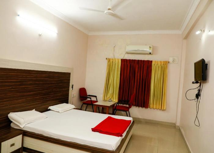 Hotel Parth Residency
