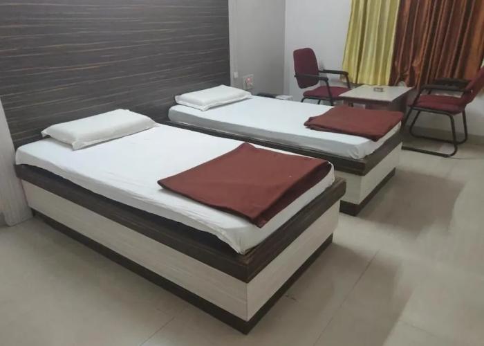 Hotel Parth Residency