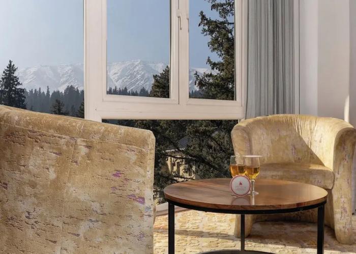Hotel Pine Spring Gulmarg