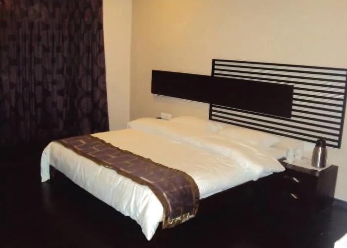 Hotel Pine Spring Gulmarg