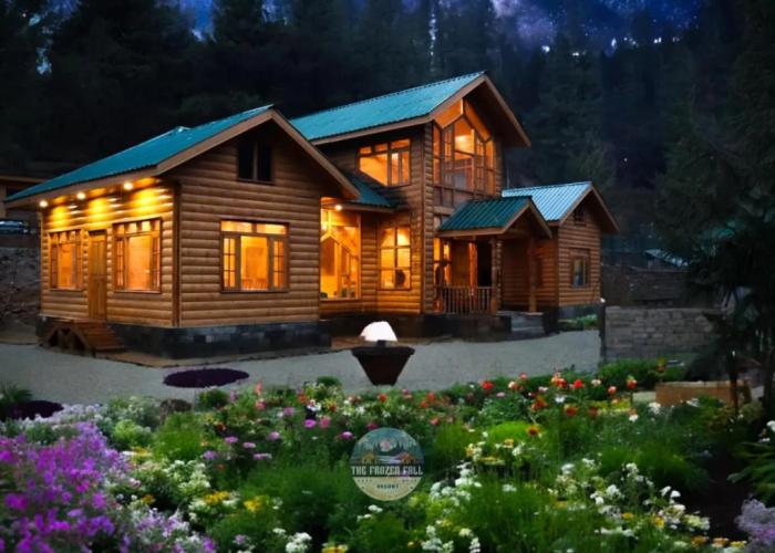 The FrozenFall Resort - Gulmarg