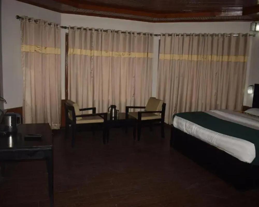 фото Pahalgam hotel