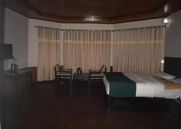 Pahalgam hotel