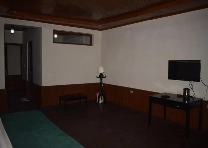 Pahalgam hotel