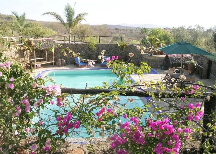 Leleshwa Retreat
