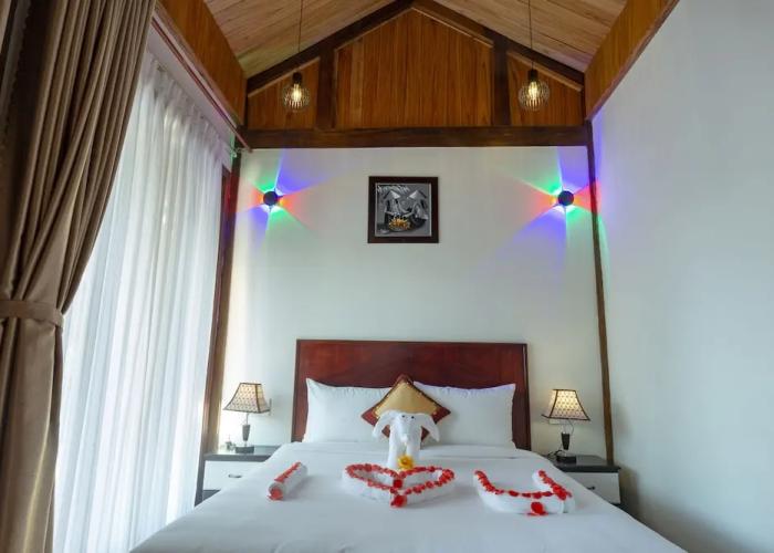 Ha My Beachside Villa Hoian