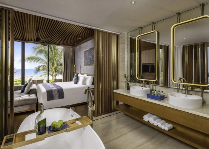 Wyndham Hoi An Royal Beachfront Resort & Villas