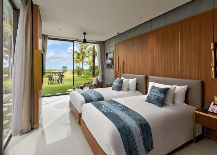 Hoi An Royal Beachfront Villas