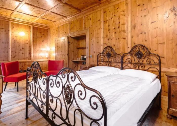 Curt di Clement Eco Mobility Hotel