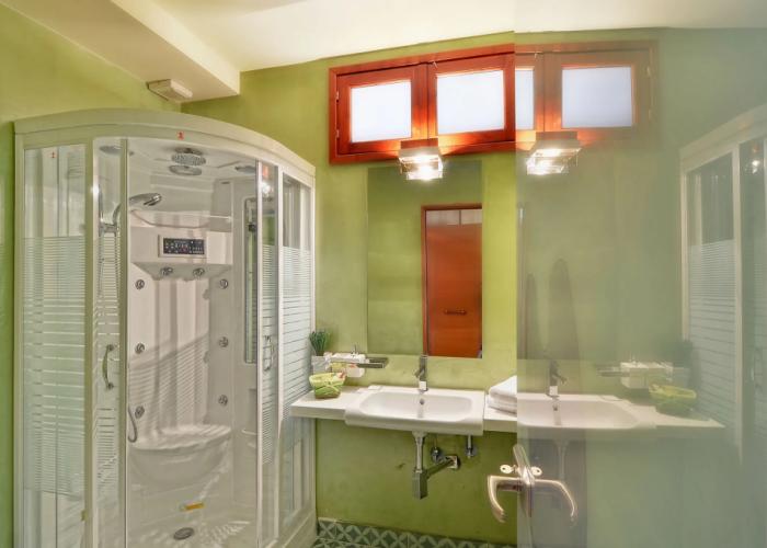 Dilofo Hotel Luxury Suites