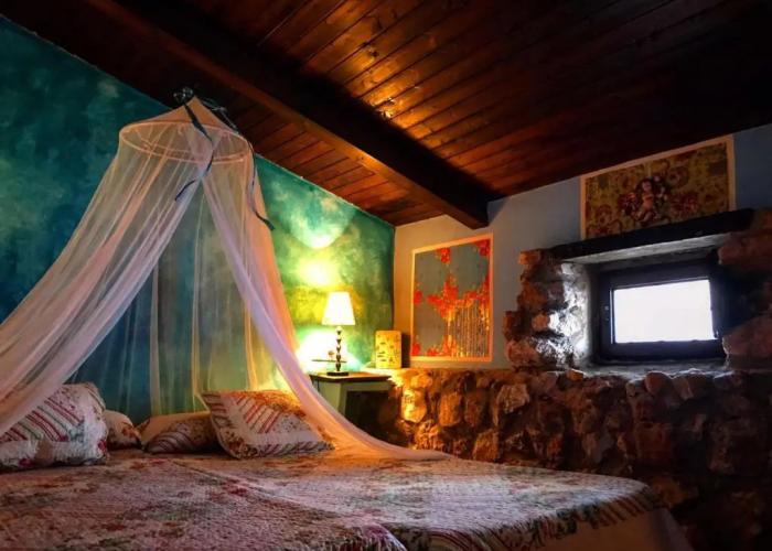 Room in Guest Room - La Quinta de Malu Romantic Hotel in Cuenca