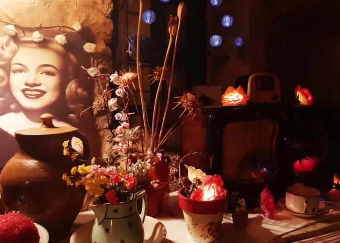 Room in Lodge - Romantic getaway to Cuenca at La Quinta de Malu