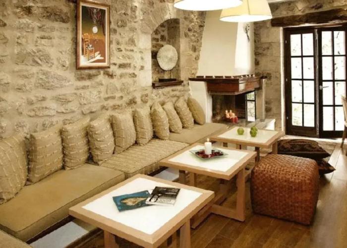 Theonimfi Guesthouse
