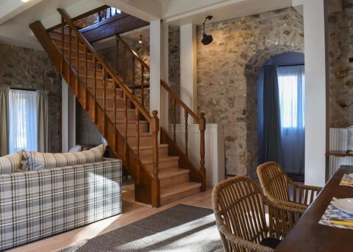 Secluded Mountain Refuge - Theonimfi Paradise Gem