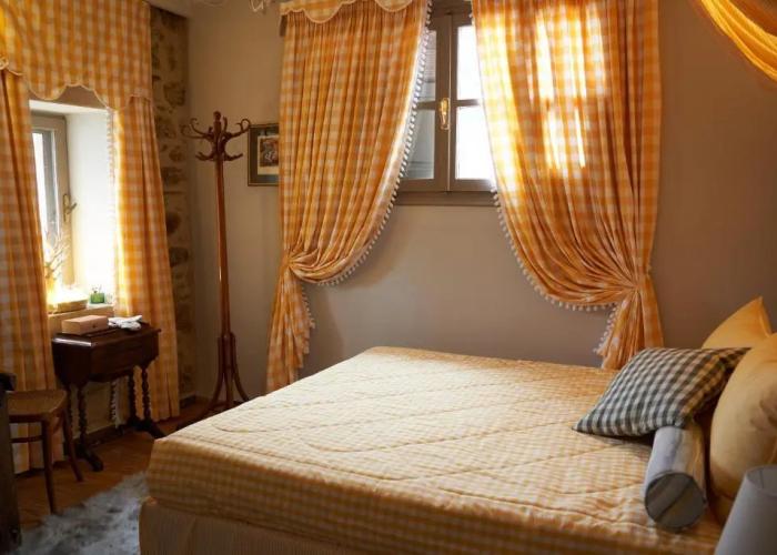 Dandy Villas Dimitsana - a Family Ideal Charming Home in a Quaint Historic Neighborhood - 2 Fireplaces for Romantic Nights