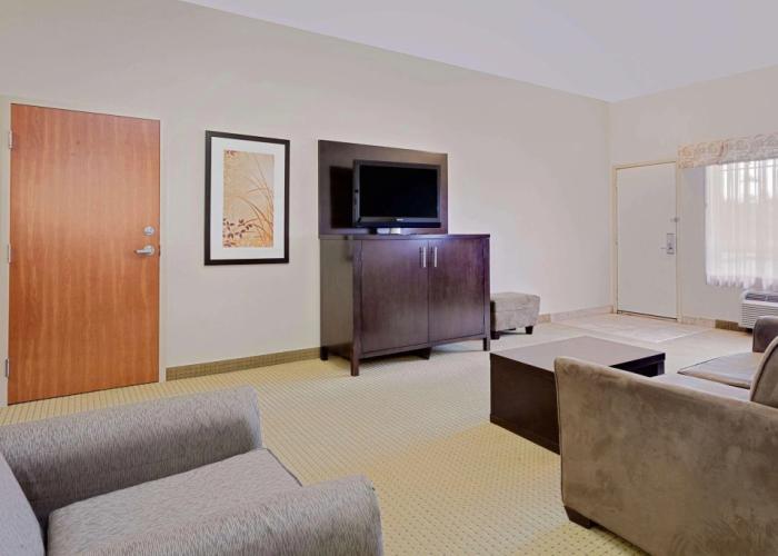 Ramada by Wyndham Lac La Biche