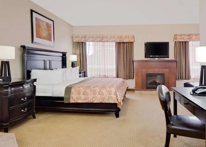 Ramada Lac La Biche