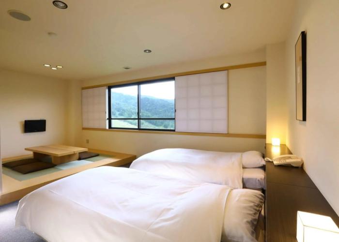 Manza Onsen Nisshinkan